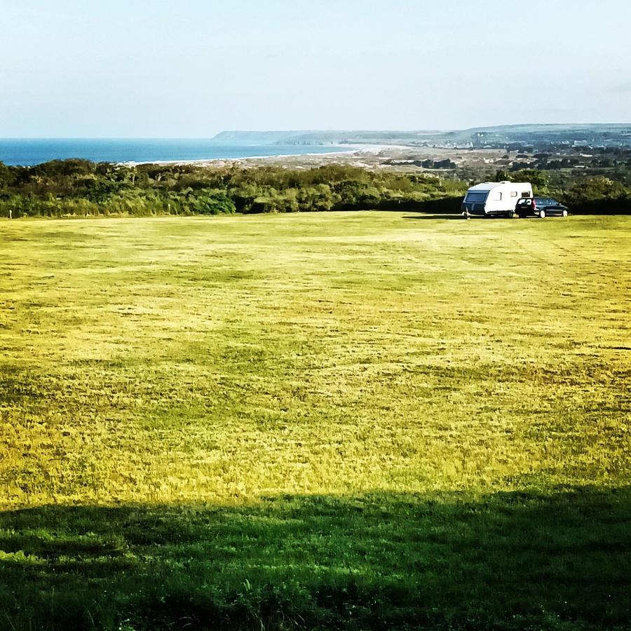 Camping Les Ronds Duval Face Aux Iles Anglo-Normandes Les Moitiers-d'Allonne Bagian luar foto