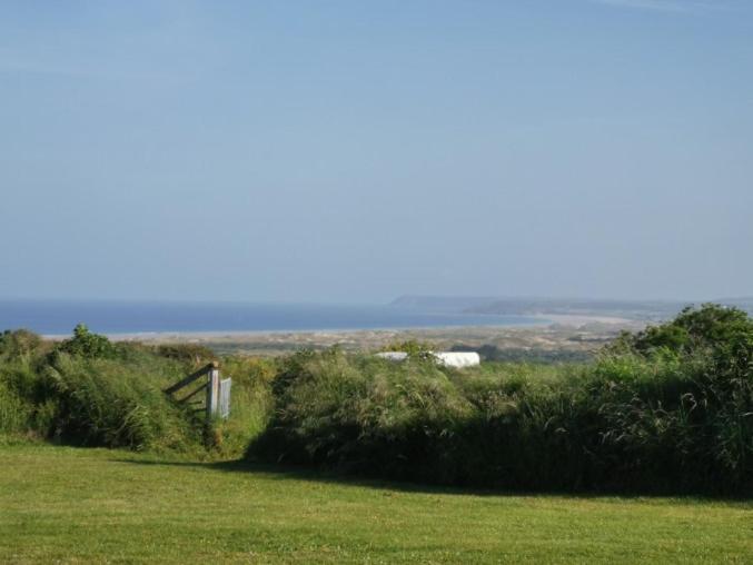 Camping Les Ronds Duval Face Aux Iles Anglo-Normandes Les Moitiers-d'Allonne Bagian luar foto