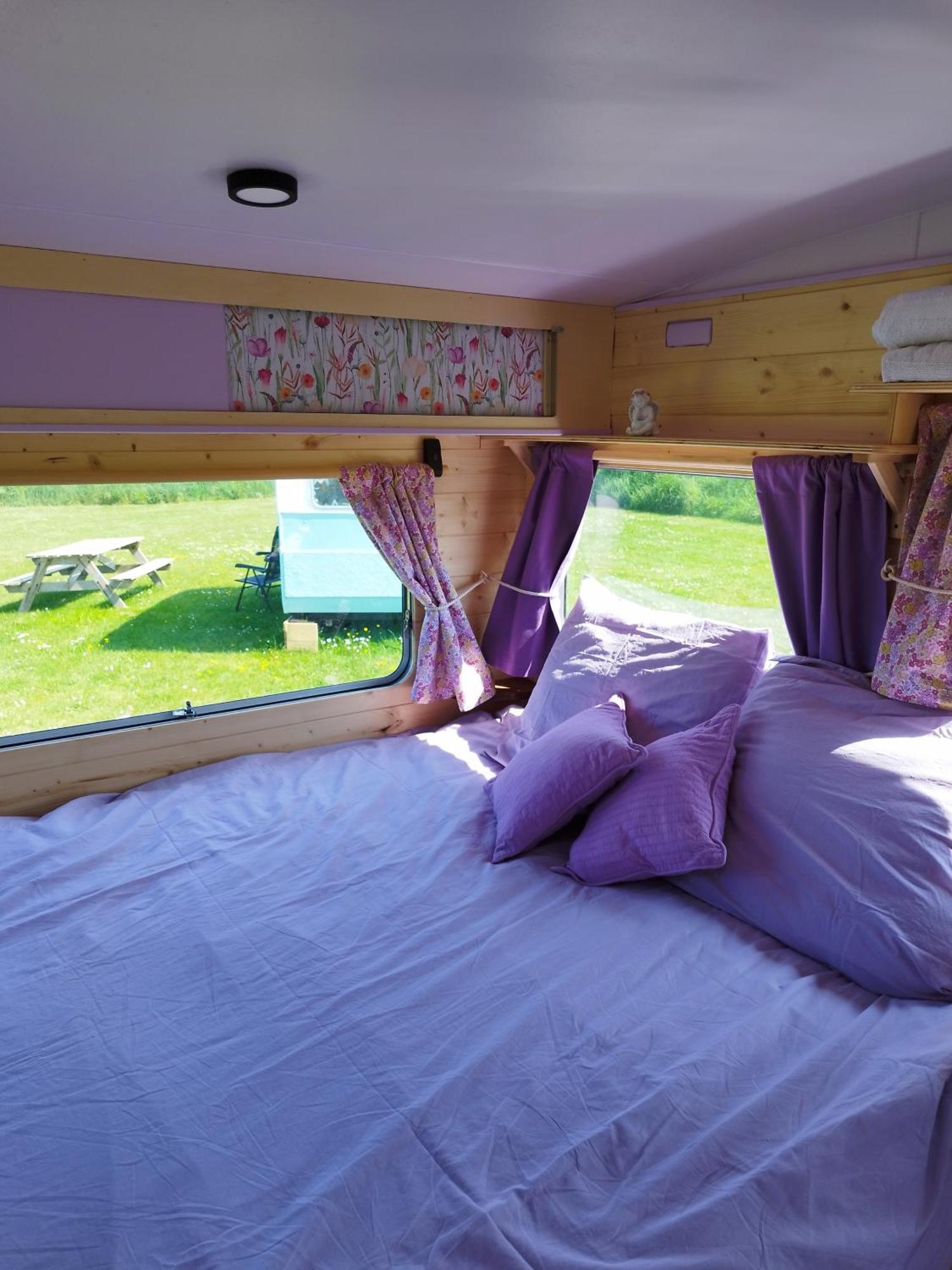 Camping Les Ronds Duval Face Aux Iles Anglo-Normandes Les Moitiers-d'Allonne Bagian luar foto