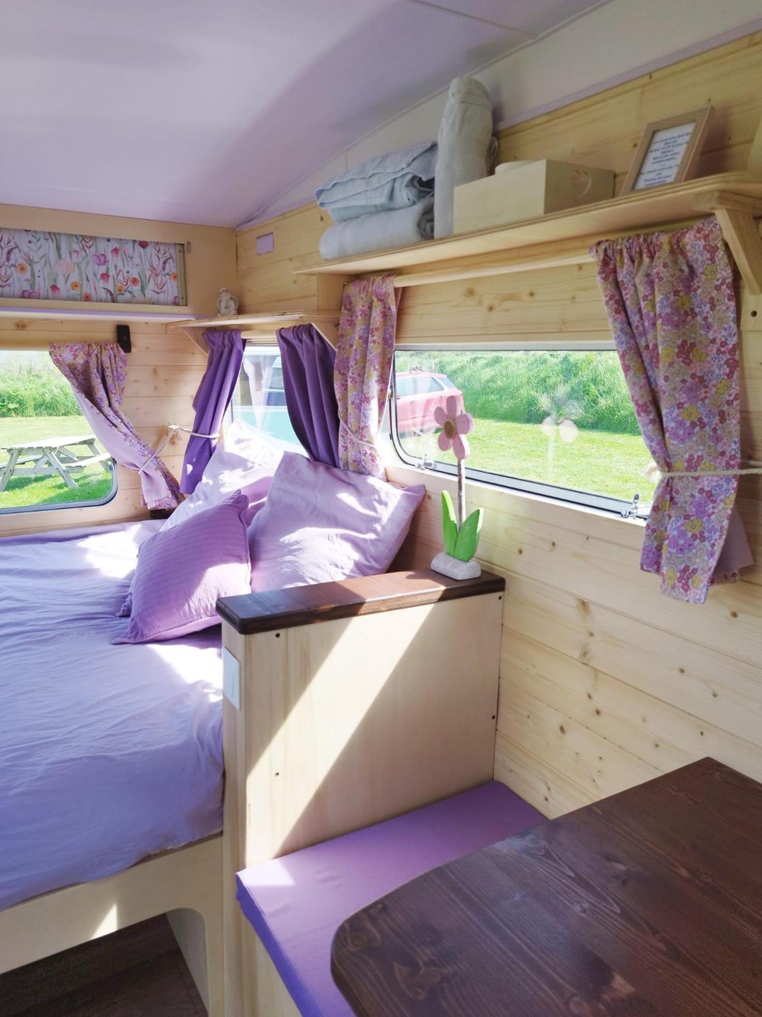 Camping Les Ronds Duval Face Aux Iles Anglo-Normandes Les Moitiers-d'Allonne Bagian luar foto
